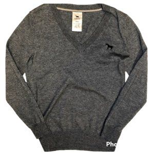 AERION Beautiful Equestrian V Neck Sweater